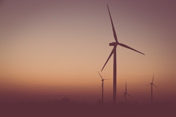 Some really apocalyptic looking shot of a sunset with wind-turbines in Nordfriesland.