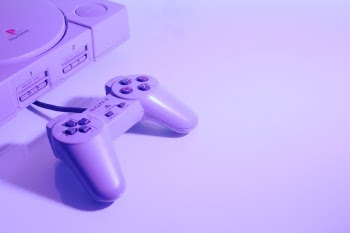 Sony Playstation One SCPH-1002 with the Controller