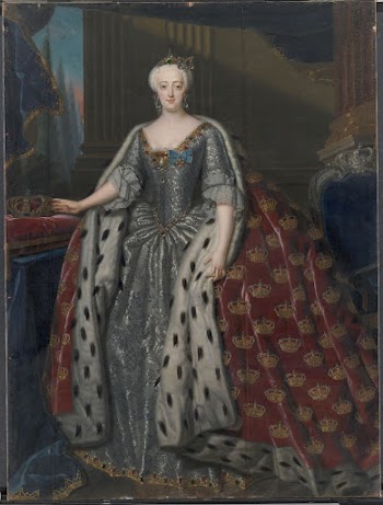 Sophie Magdalene, Queen of Christian | Free Photo - rawpixel