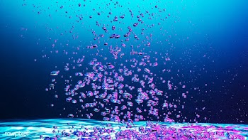 Sparkling turquoise water with bubbles | Free  photo - 2320700