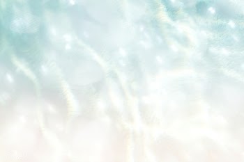Sparkling water reflecting the light background | Free  illustration - 2336445