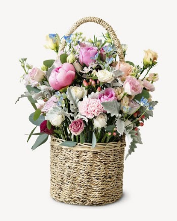 Spring flower basket isolated image | Free PSD - rawpixel