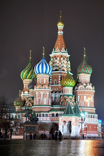 St. Basil Cathedral [at night] 4