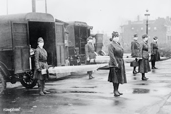 St. Louis Red Cross Motor Corps on duty during influenza epidemic (191.. | Free public domain photo - 2301122