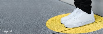Standing alone for social distancing | Free  photo - 2303728
