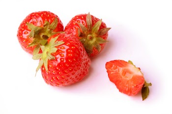 strawberries_t.jpg