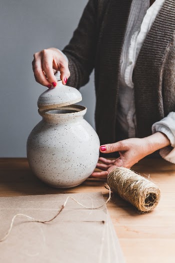 studio shoot, holding beautiful pottery by @albers.ceramics