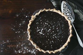 Sugar Dusted Pie