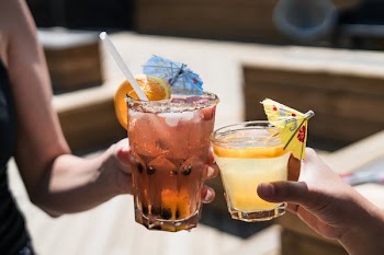 Summer Cocktails Cheers
