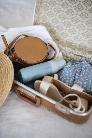 Summer travel essentials water bottle larq bottle packing for trip
https://www.livelarq.com/water-bottle/