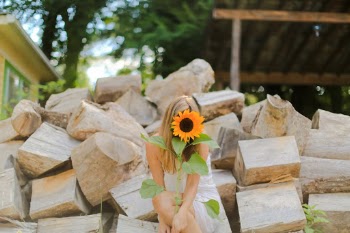 Sunny mood :-) Vibes: "Sunflower" by Lenny Kravitz