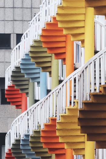 Symmetrical Colors