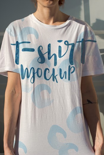 T-shirt mockup design Free Psd