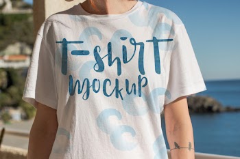 T-shirt mockup design Free Psd