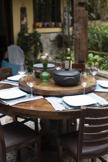 Table Dining Set Up Outdoor