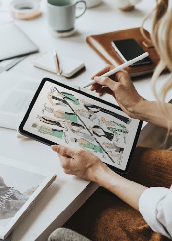 Tablet screen mockup, digital device | Free PSD Mockup - rawpixel