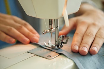 Tailoring processs Free Photo