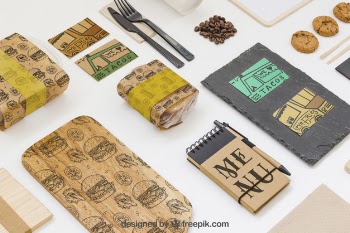 Take away food mockup with various objects Free Psd