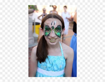 Taryn Appleby, 10, Who Attended Graduation To See Her - Fun