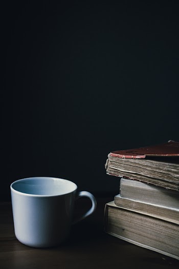 Tea mug and a pile of books 2
