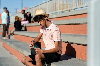 Teen boy adult listen to music, at a… | Free stock photo | High Resolution image