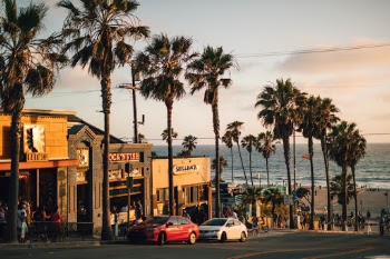 The sun setting on Manhattan Beach, California
