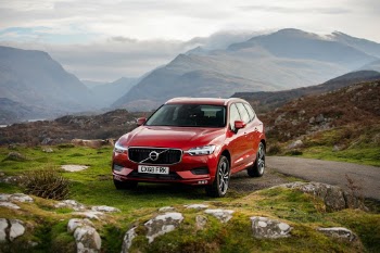 The Volvo XC60 at Clegir with Snowdon in the background.