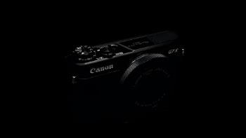 This is the result of me playing around with light and low exposure…