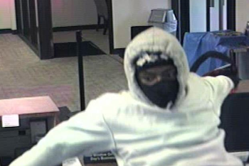 Three Rob Bank In South Suburban Lansing – CBS Chicago