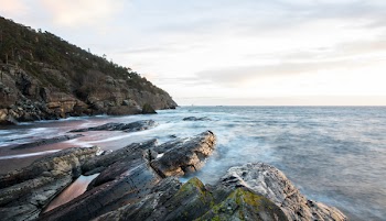 Time Lapse Photo of Rocky Beach