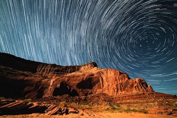 time-lapse photo of starry sky