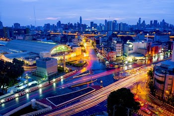 time lapse photography of city at night