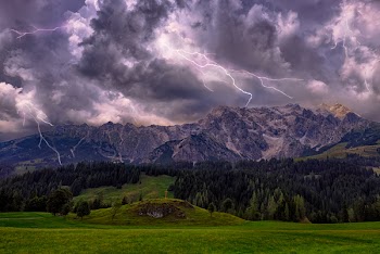 Time Lapse Photography Of Lightning And Clouds