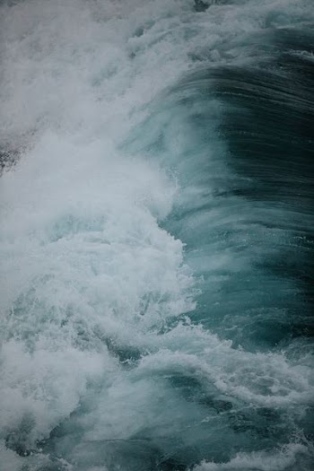 time lapse photography of sea wave