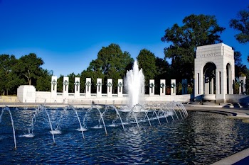 Time-lapse Photography of Water Fountain Under Calm Blue Sky