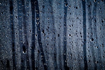 timelapse photo of rain drops