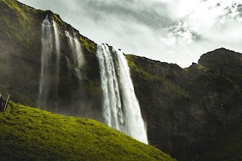 timelapse photo of waterfalls