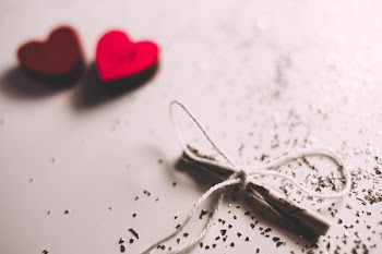 Tiny letter and wooden hearts 3