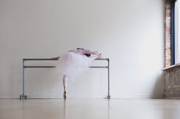 Toe Shoe Ballet Warm Up