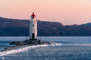 Tokarev Cat Lighthouse
