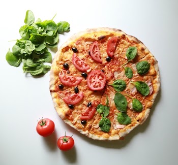 Tomato Pizza