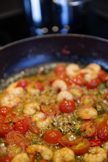 Tomatoes Sauteed With Shrimp Dish