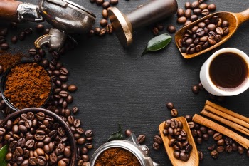 Top view coffee accessories on the table Free Photo