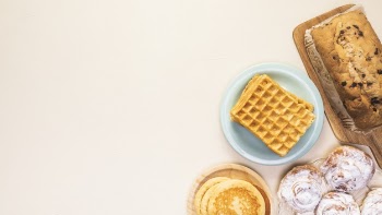 Top view food frame with pastries Free Photo