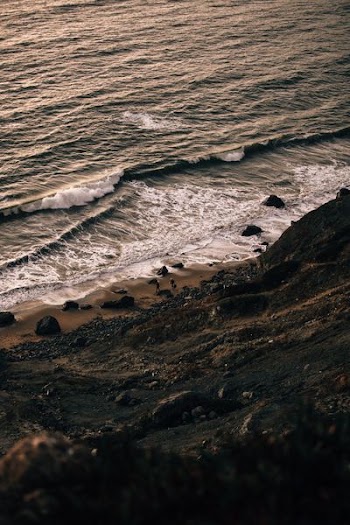 top view of ocean waves during daytime