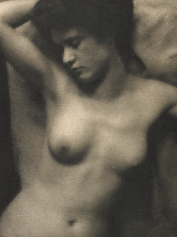 Torso during 20th century photo | Free Photo - rawpixel