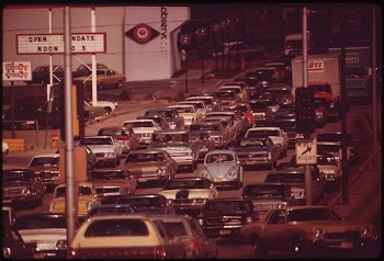 Traffic jam on Dodge Street, | Free Photo - rawpixel