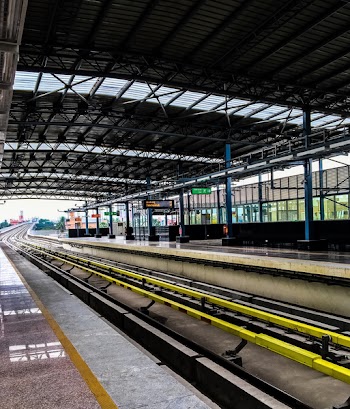 Train Station