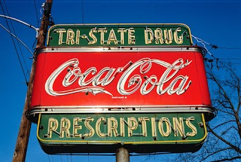Tri-state Drug sign, Route 80, Shreveport,… | Free public domain photo