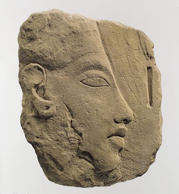 Trial piece of Akhenaten, on the reverse | Free Photo - rawpixel